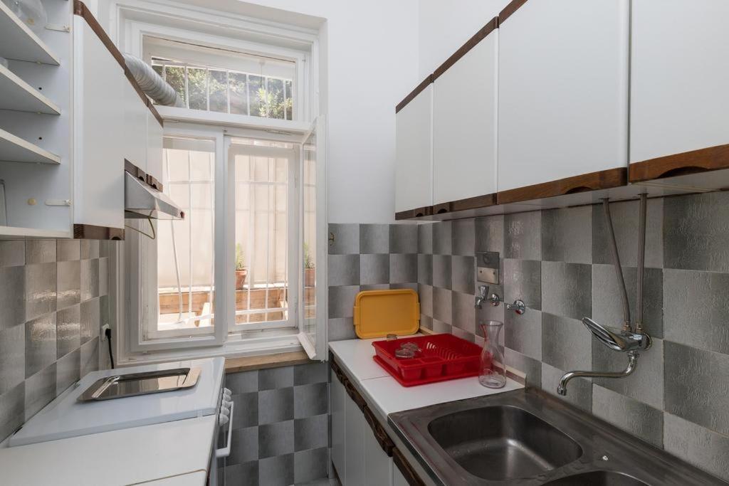Tango Apartman *